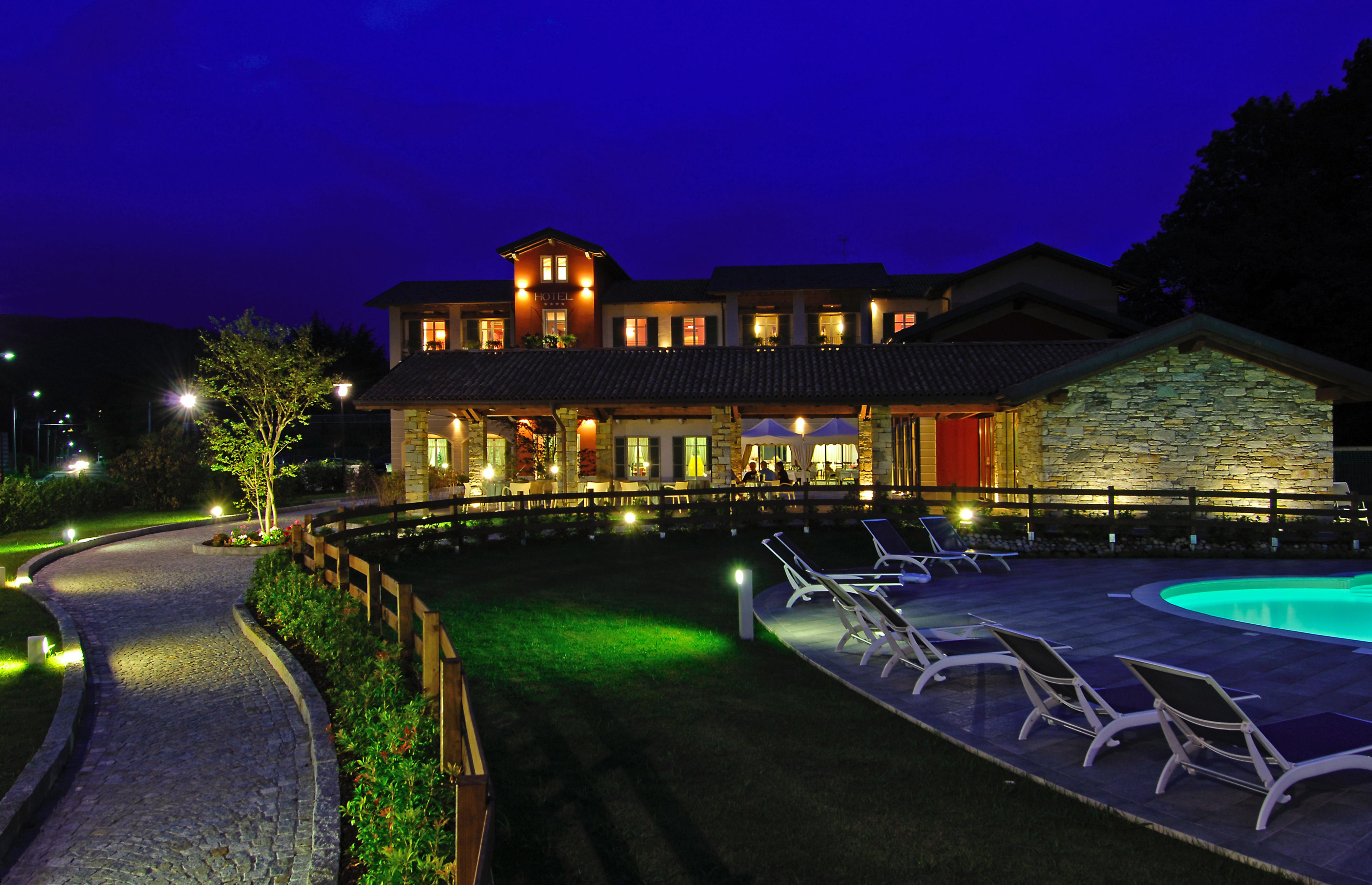 Hotel Cortese Armeno Dış mekan fotoğraf