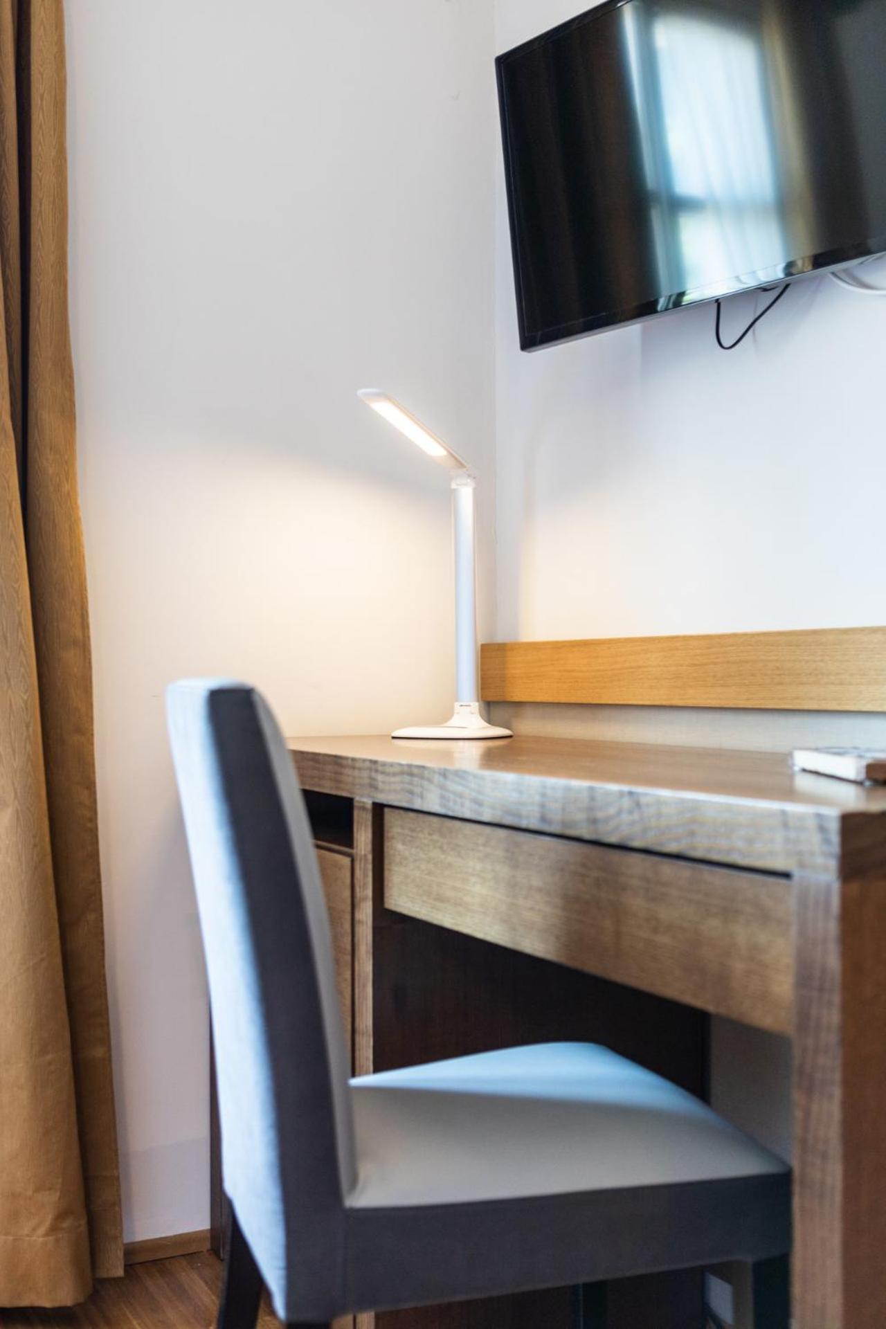 Hotel Cortese Armeno Dış mekan fotoğraf