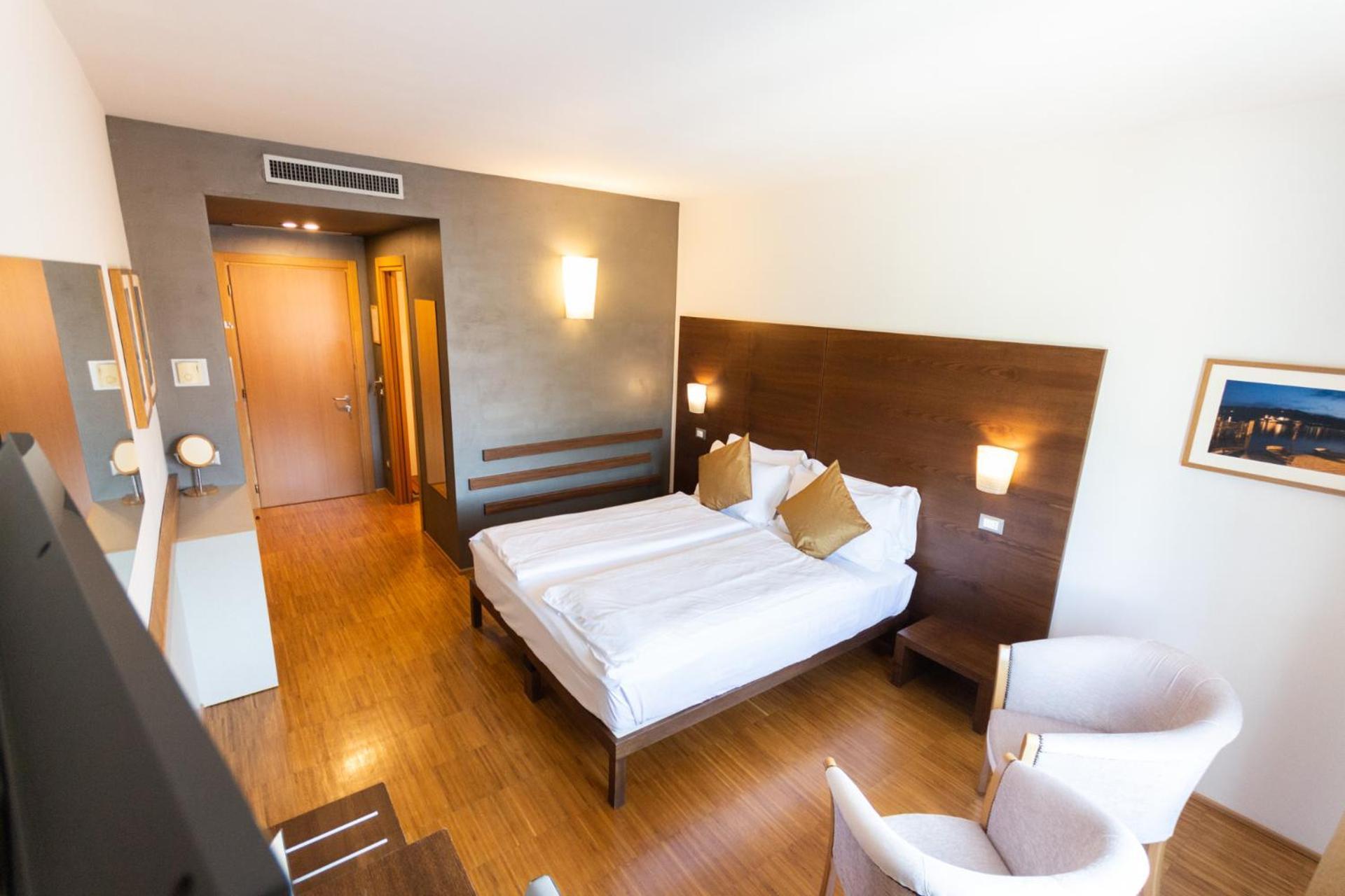 Hotel Cortese Armeno Dış mekan fotoğraf