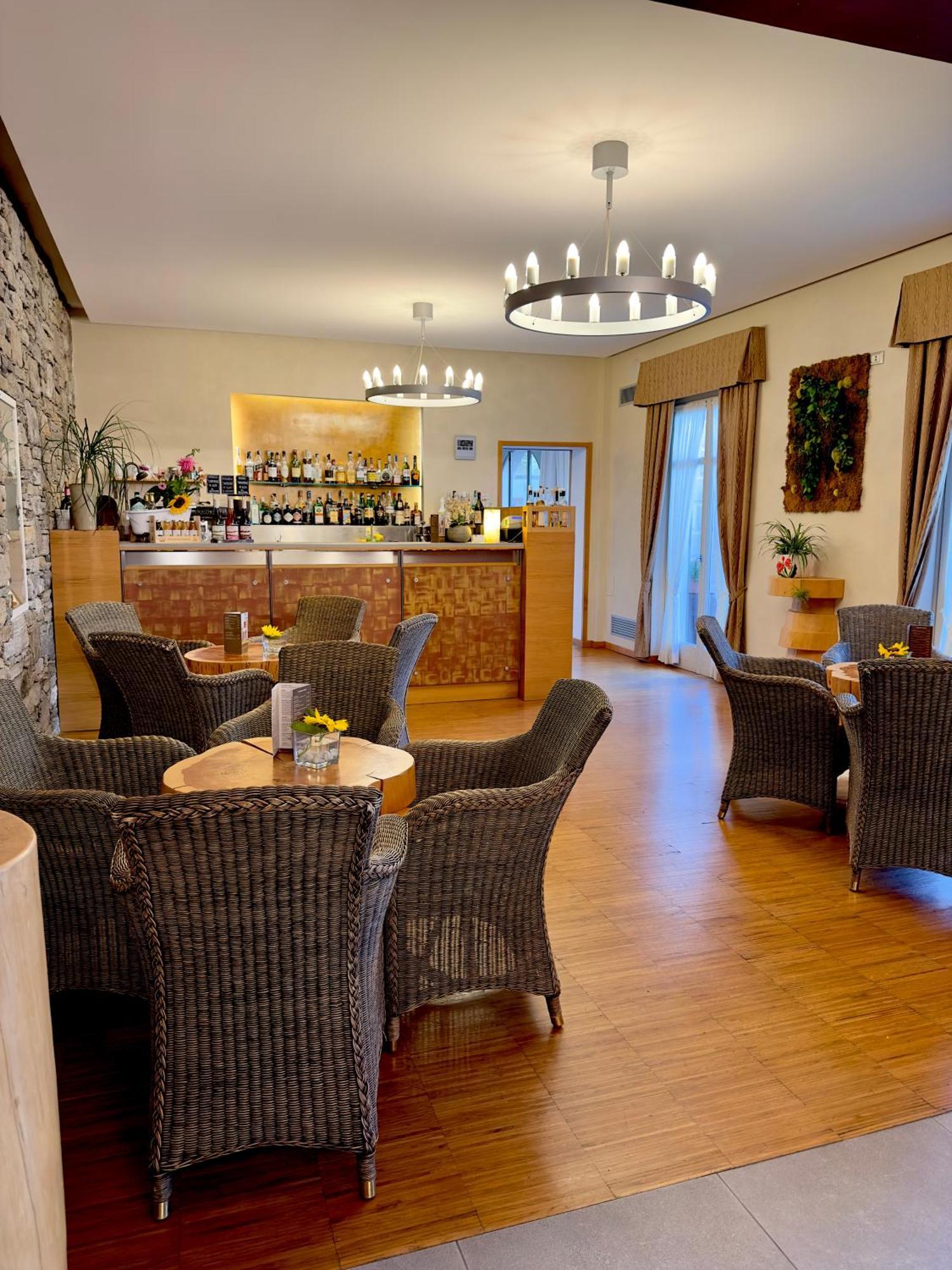 Hotel Cortese Armeno Dış mekan fotoğraf